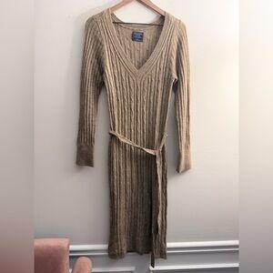 Abercrombie & Fitch tan ribbed cable knit Sweater midi Dress long sleeve V neck